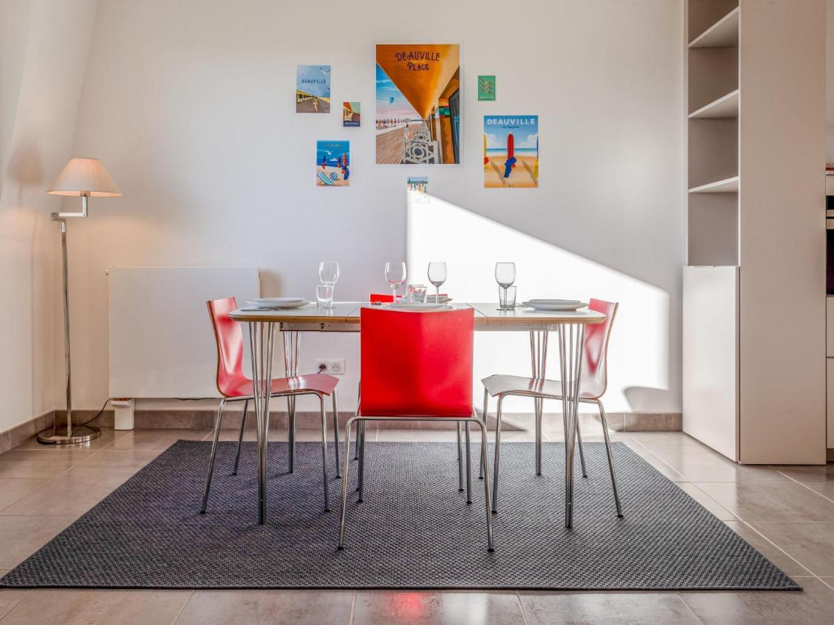 Apartment Les Arts-2 By Interhome Deauville Exteriör bild