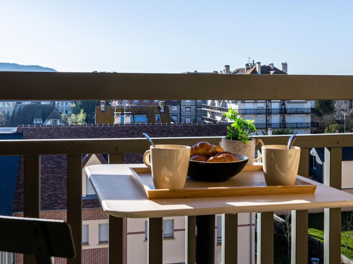 Apartment Les Arts-2 By Interhome Deauville Exteriör bild